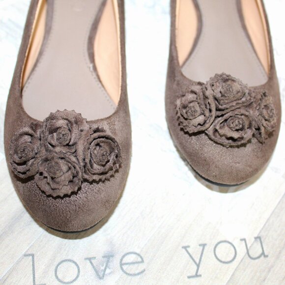 Amanda Blu Flowered Ballet Flats - Picture 5 of 10